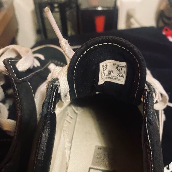 Vans Sk8-Lo Black & White Skate Shoes, size 6 - Picture 6 of 9